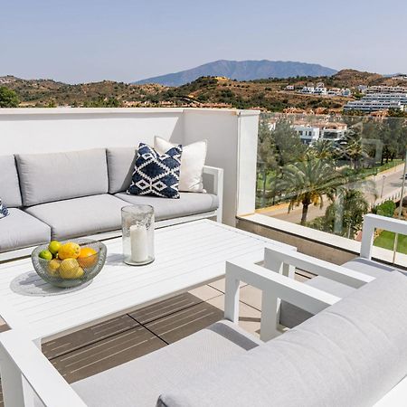 Magnificent Frontline Golf Penthouse In Navigolf La Cala De Mijas Lägenhet Exteriör bild