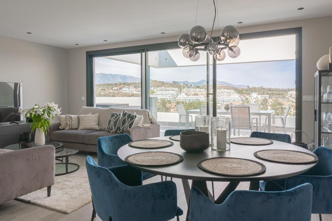 Magnificent Frontline Golf Penthouse In Navigolf La Cala De Mijas Lägenhet Exteriör bild