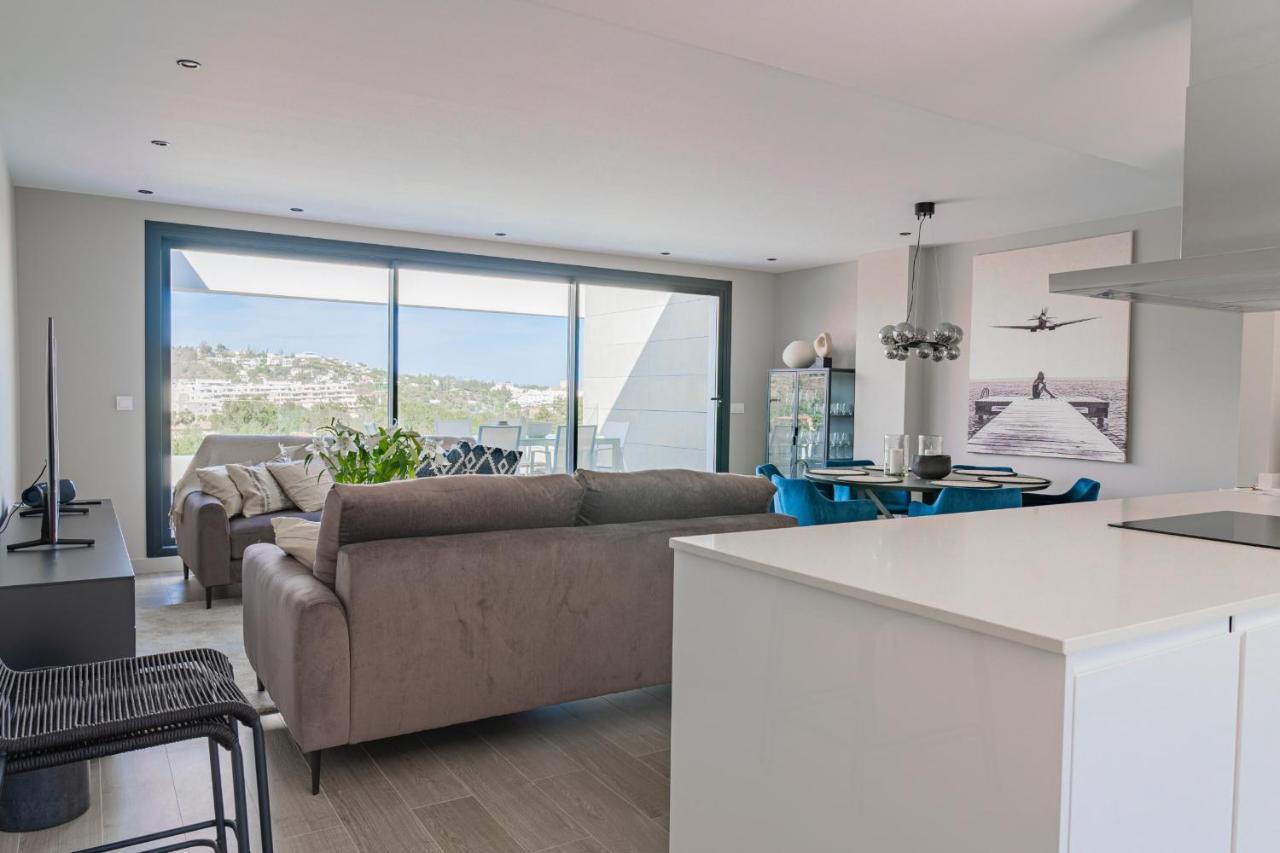 Magnificent Frontline Golf Penthouse In Navigolf La Cala De Mijas Lägenhet Exteriör bild