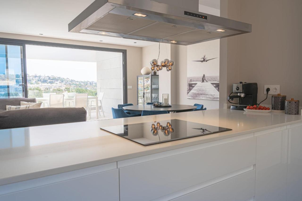 Magnificent Frontline Golf Penthouse In Navigolf La Cala De Mijas Lägenhet Exteriör bild